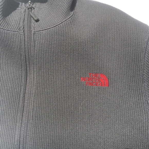 North Face Men's jacket/sweater - size Large - Picture 2 of 5